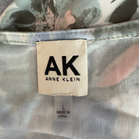 Anne Klein Blue w/Peach & Green Scattered Flowers Pullover Top  Large - Picture 12 of 12